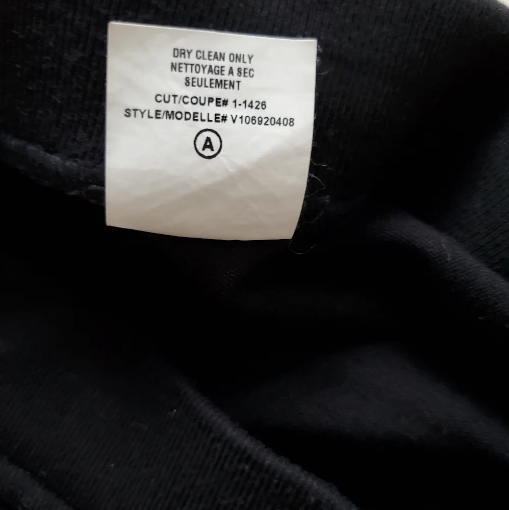 Vince black pull